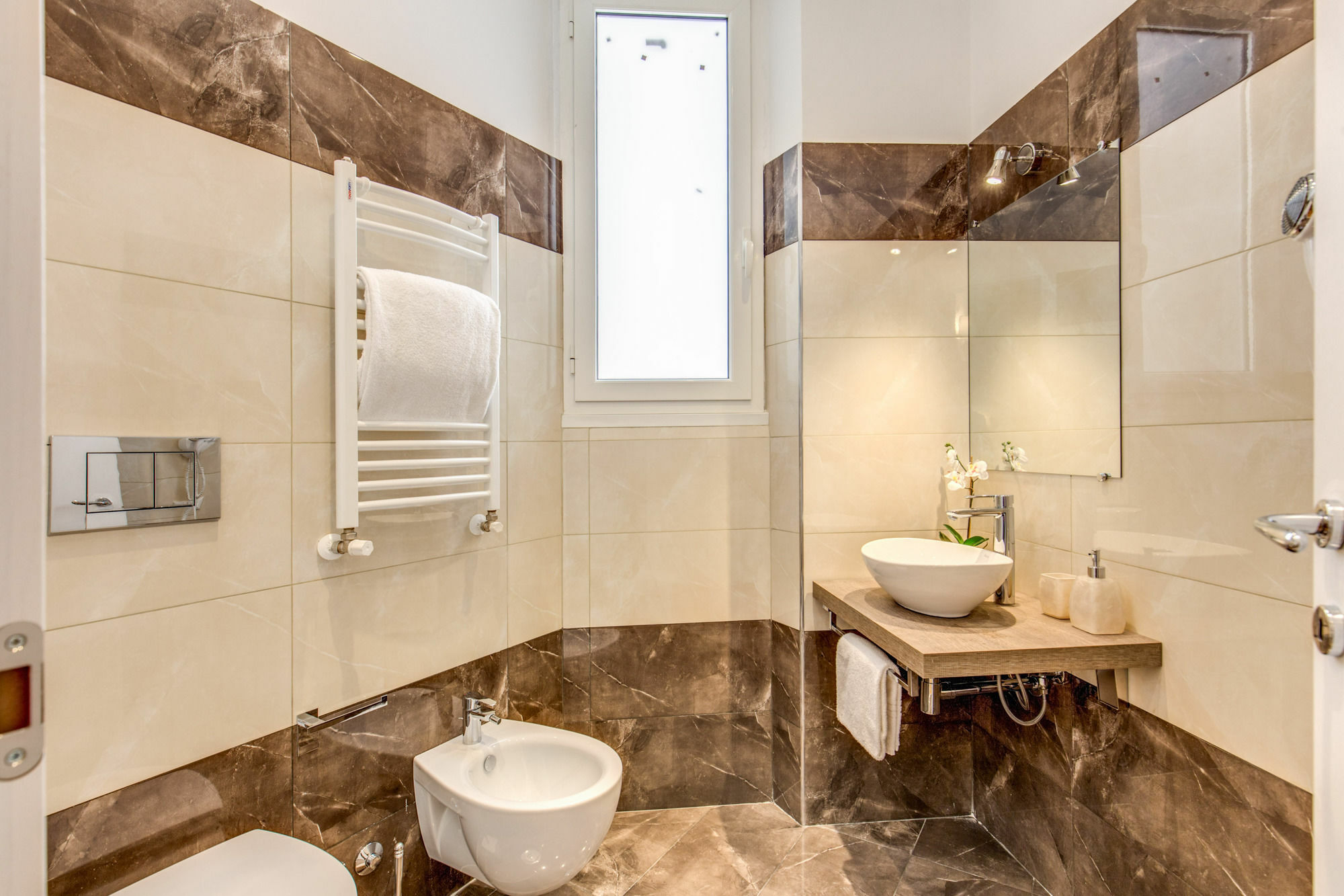 The Bridge Suites Rome Exterior photo